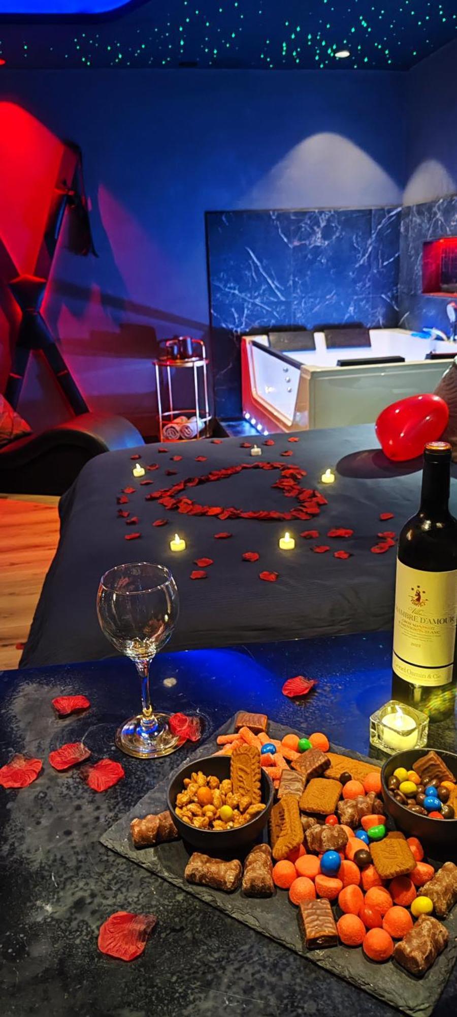 Loveroomxspa Bourg-Saint-Christophe Zewnętrze zdjęcie