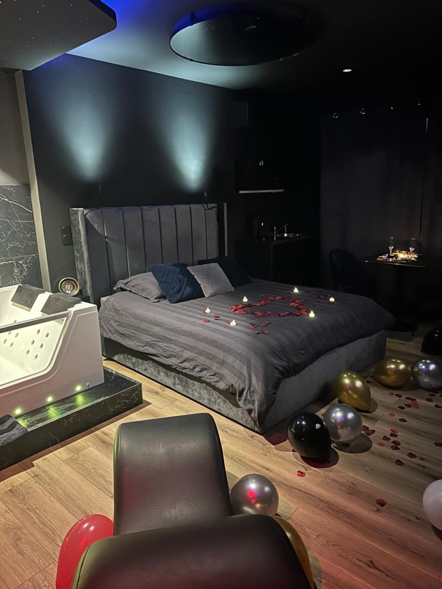 Loveroomxspa Bourg-Saint-Christophe Zewnętrze zdjęcie